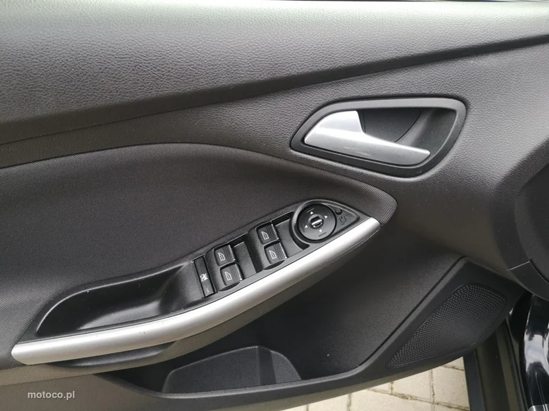 Ford Focus III 10