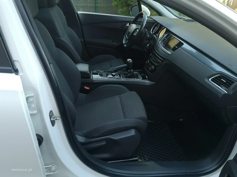 Peugeot 508 SW 25