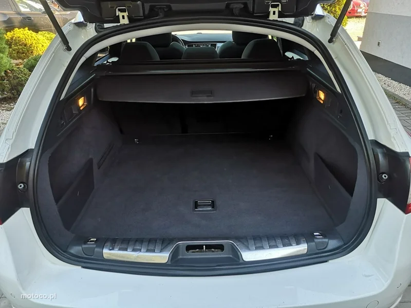 Peugeot 508 SW 8
