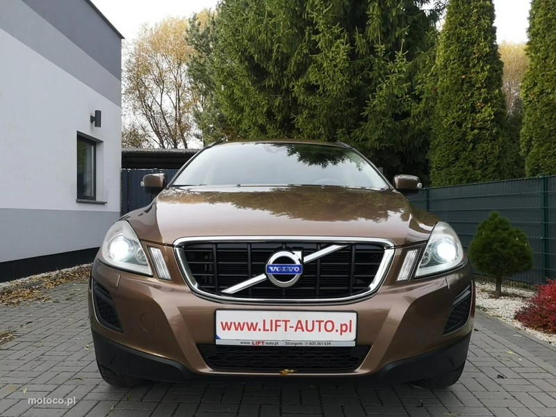 Volvo XC 60 2