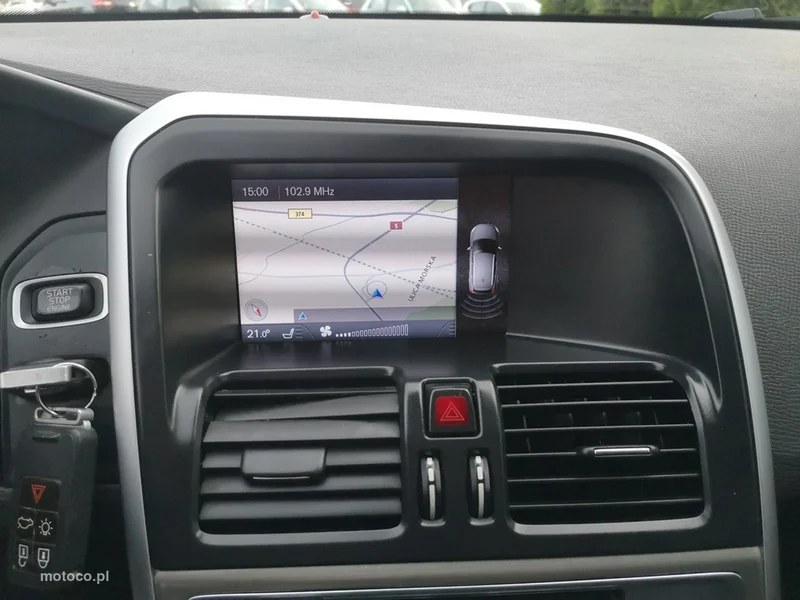 Volvo XC 60 17