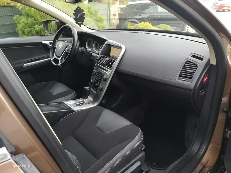 Volvo XC 60 22