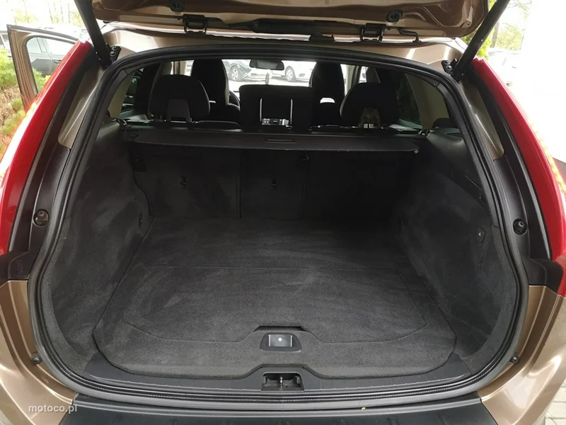 Volvo XC 60 24