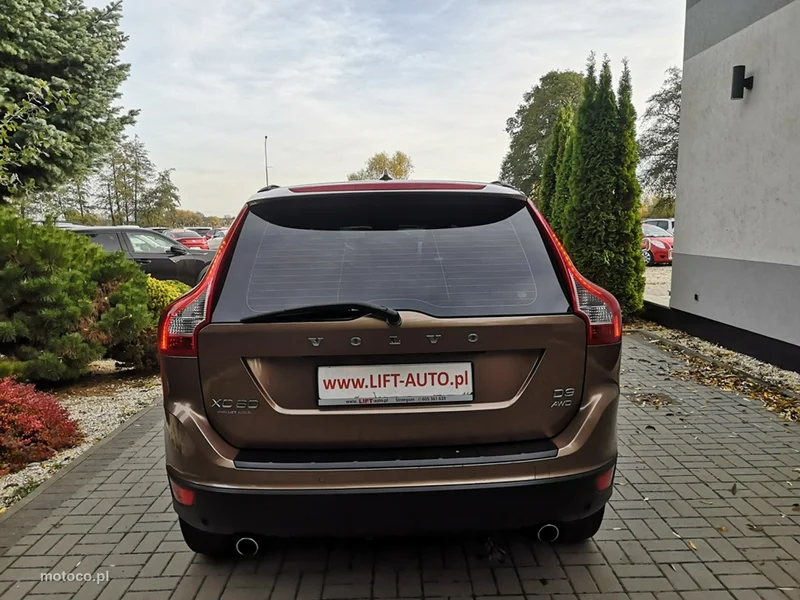 Volvo XC 60 8