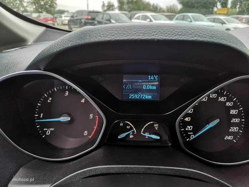 Ford C-Max II 13