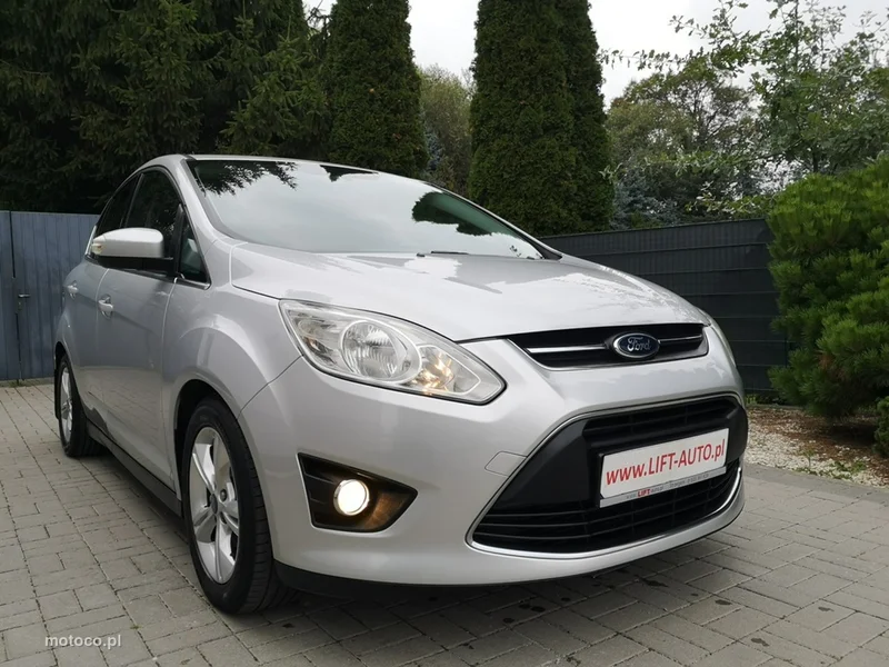 Ford C-Max II 3