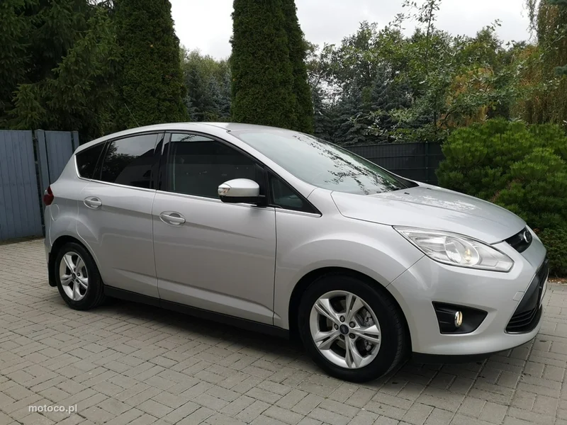 Ford C-Max II 4