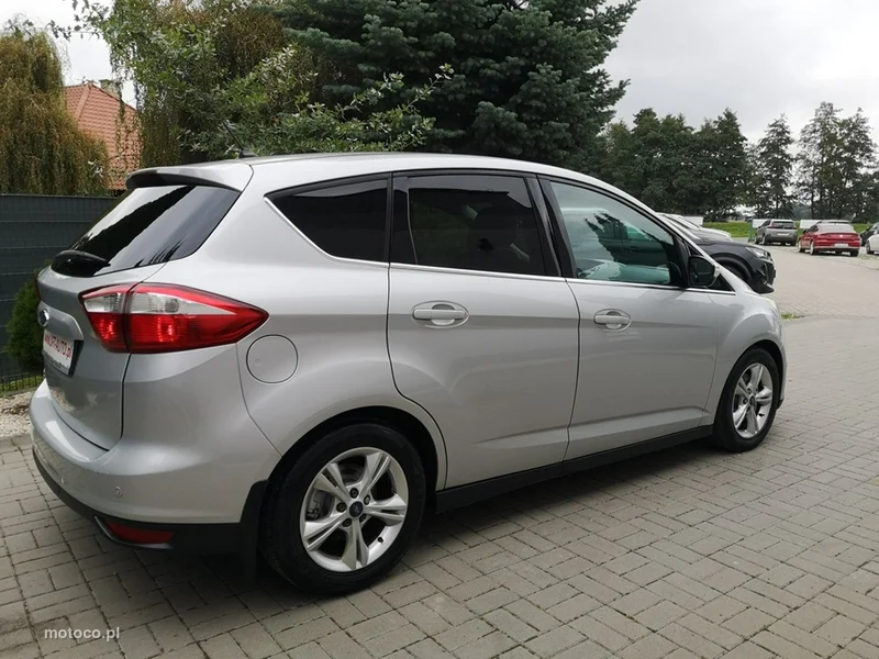 Ford C-Max II 5