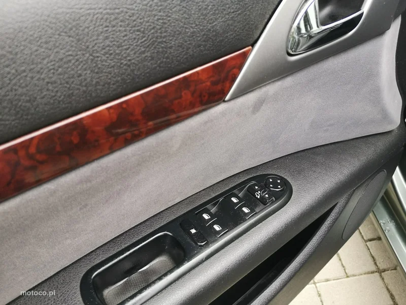 Peugeot 407 11