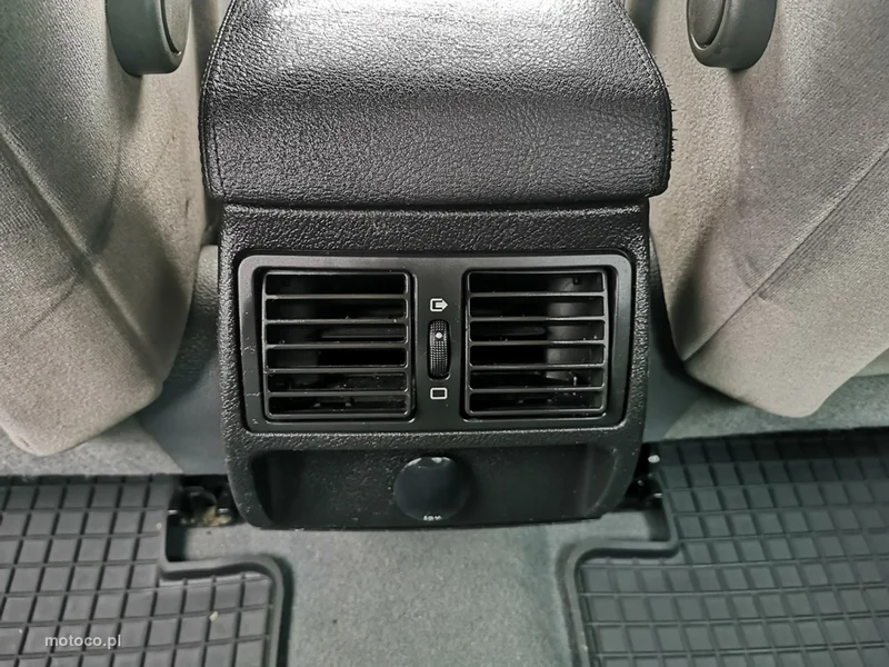 Peugeot 407 18