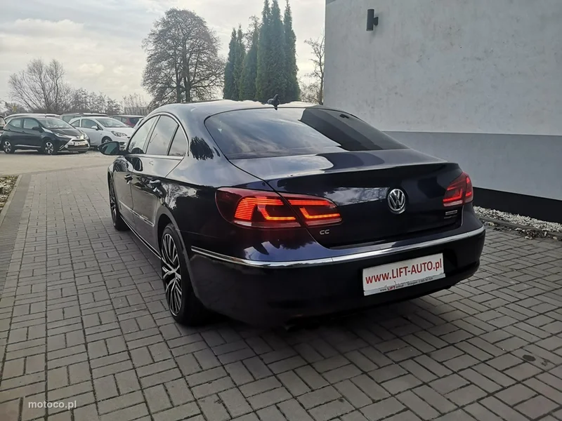 Volkswagen CC 8