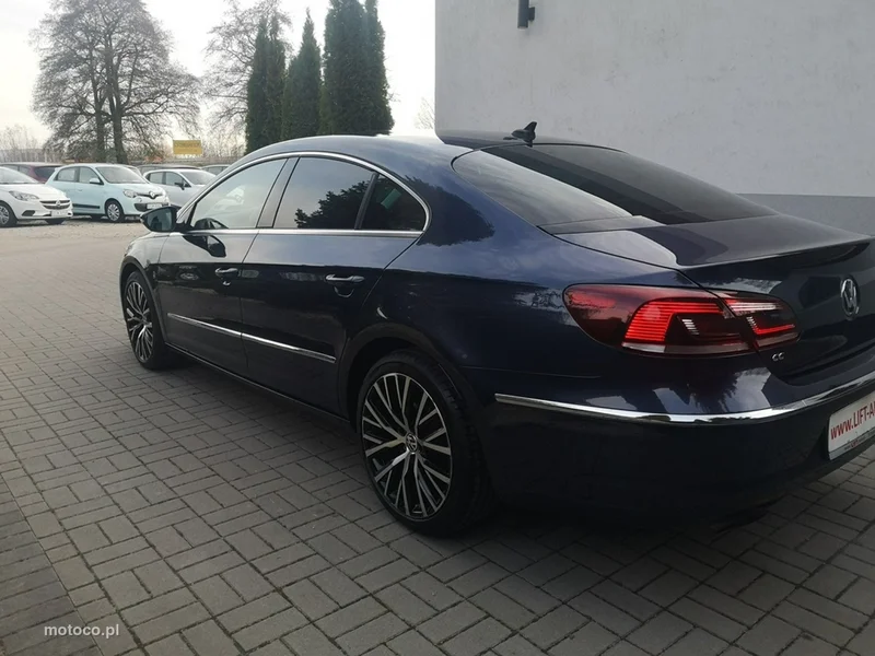 Volkswagen CC 9