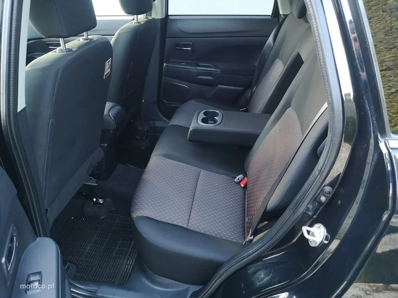 Mitsubishi ASX 16