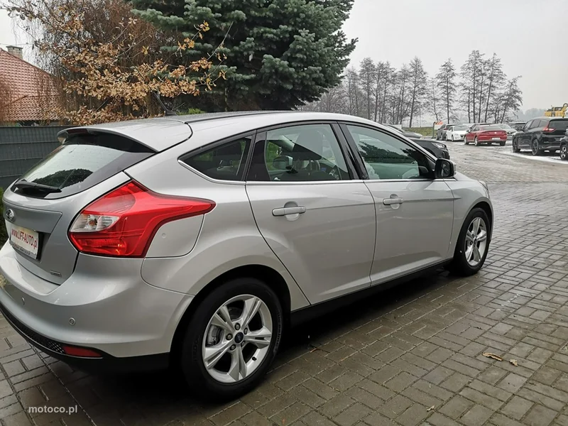 Ford Focus III 5