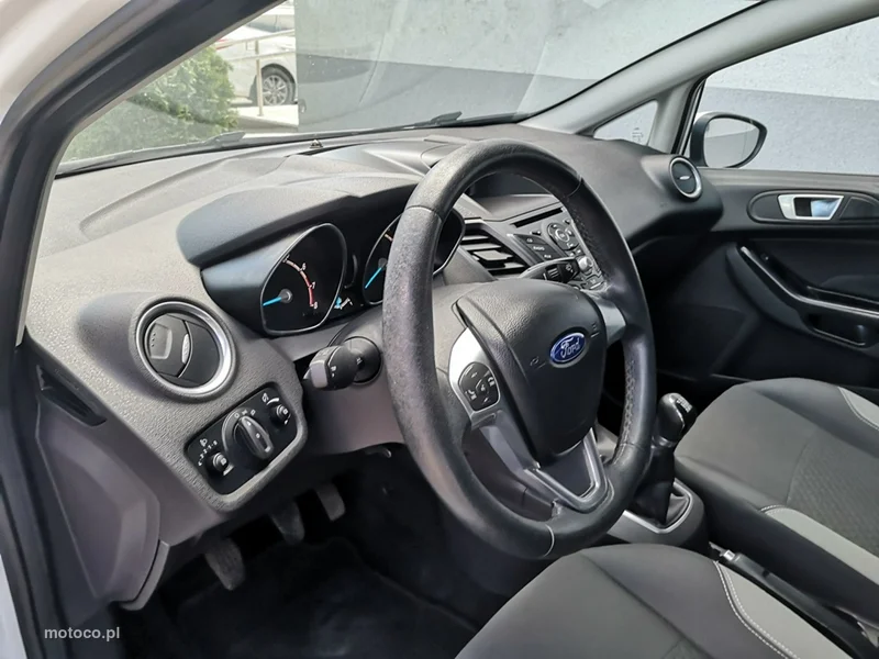 Ford Fiesta VI 12