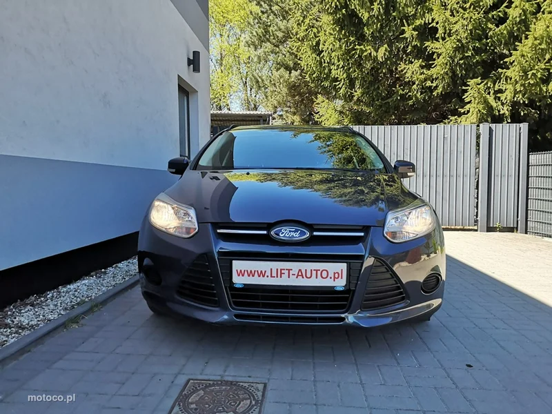 Ford Focus III 2