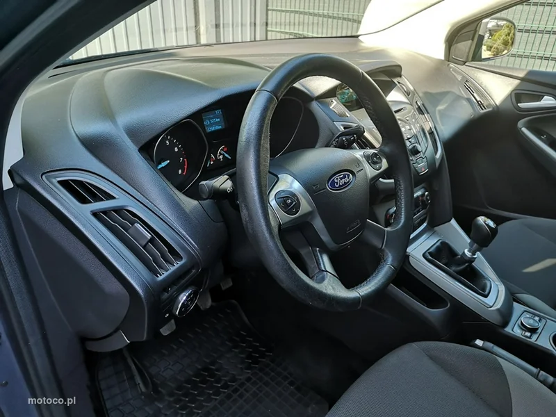 Ford Focus III 12