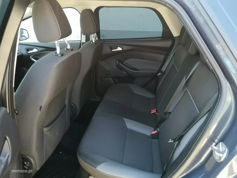 Ford Focus III 17
