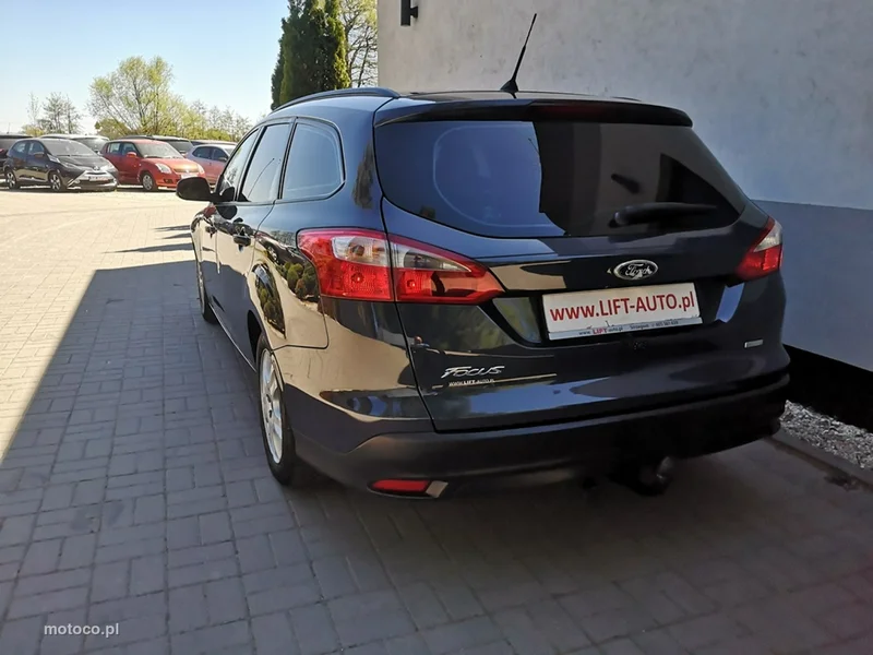 Ford Focus III 8
