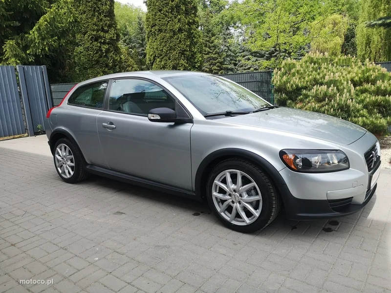 Volvo C30 4