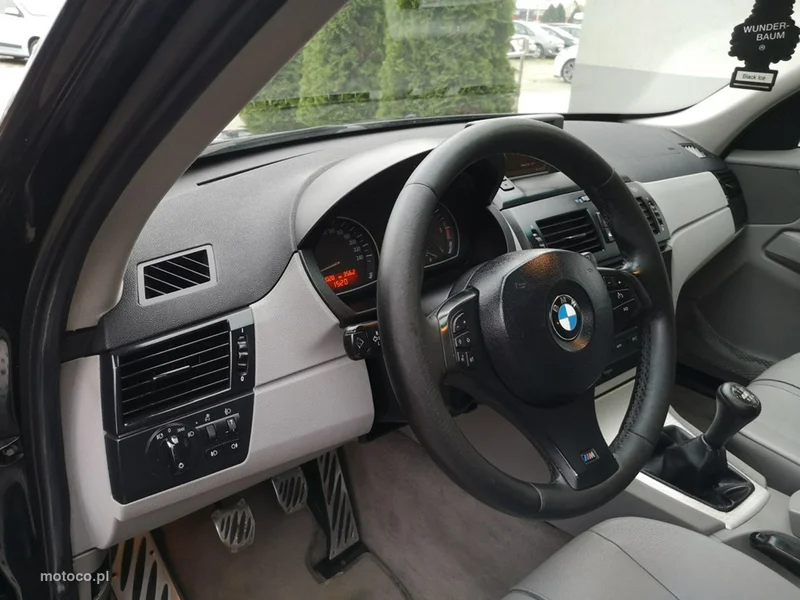 BMW X3 E83 12