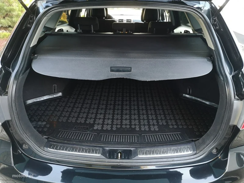 Toyota Avensis T27 22
