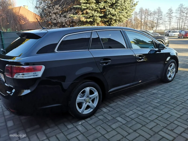 Toyota Avensis T27 5