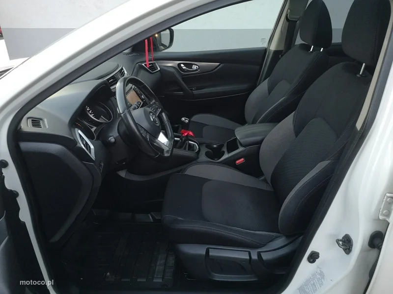 Nissan Qashqai 15