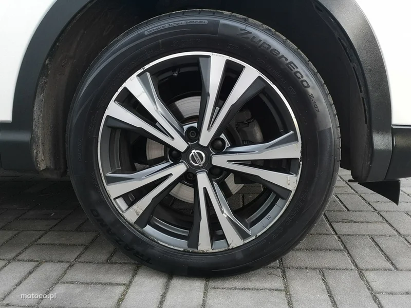 Nissan Qashqai 24