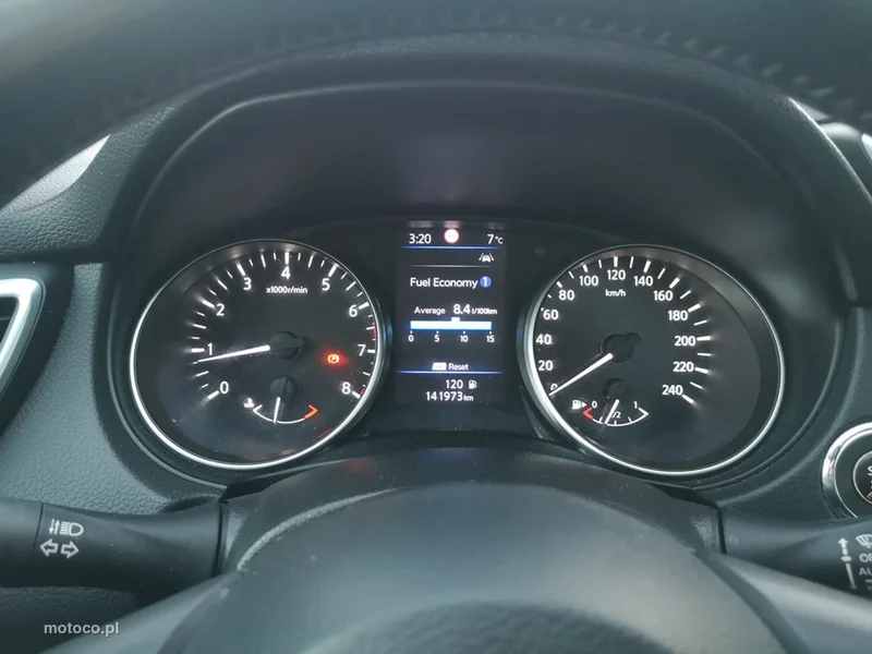 Nissan Qashqai 10