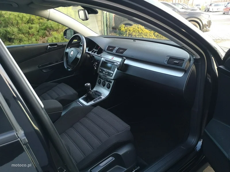 Volkswagen Passat B6 22