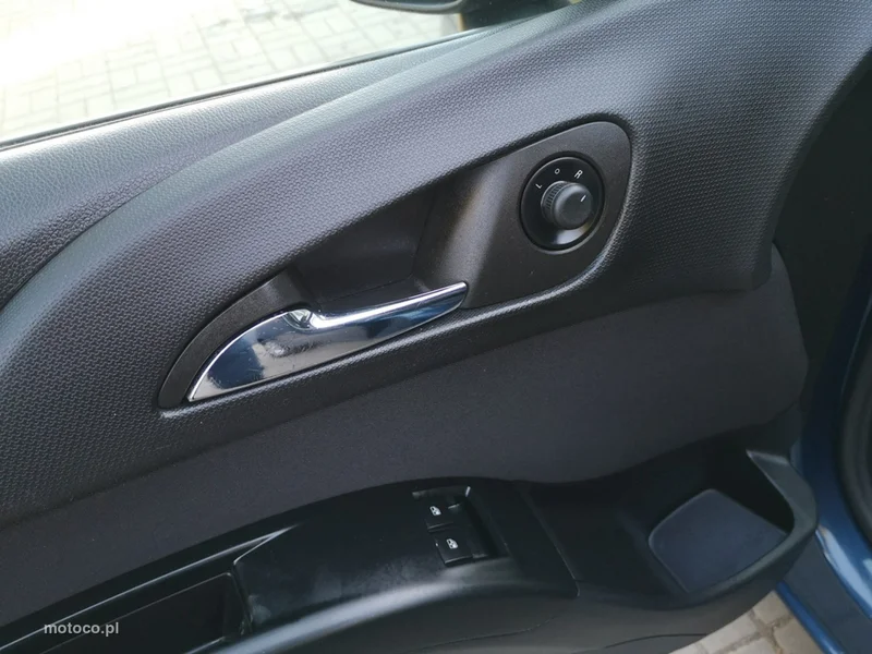 Opel Meriva B 11