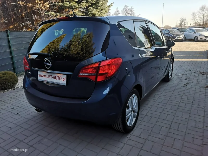 Opel Meriva B 6