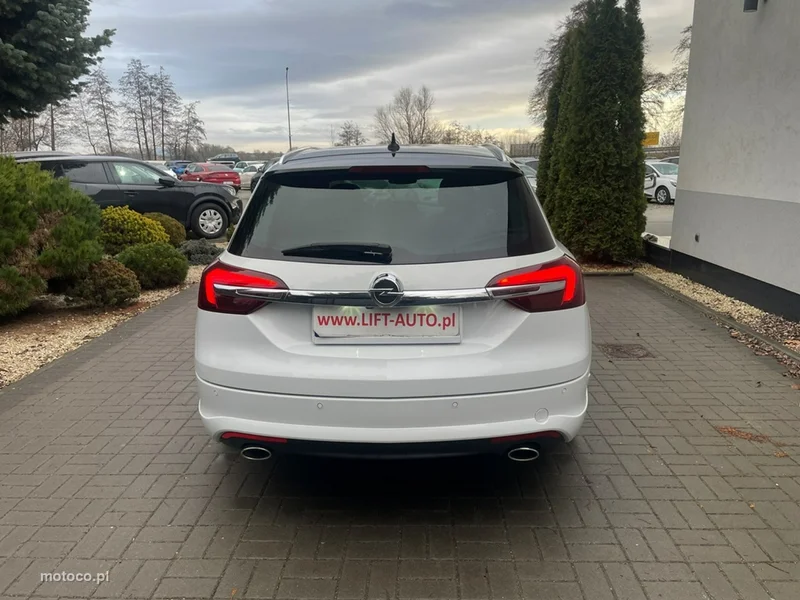 Opel Insignia A 6
