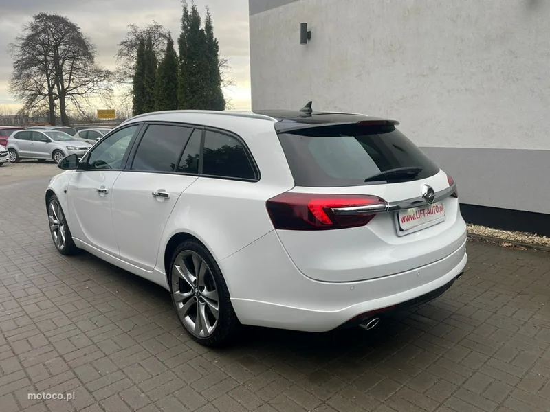 Opel Insignia A 7