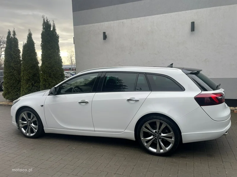 Opel Insignia A 8
