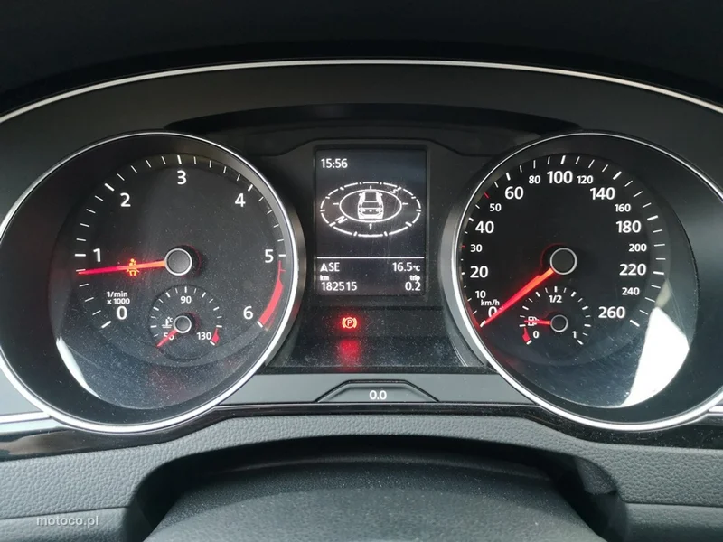 Volkswagen Passat B8 13