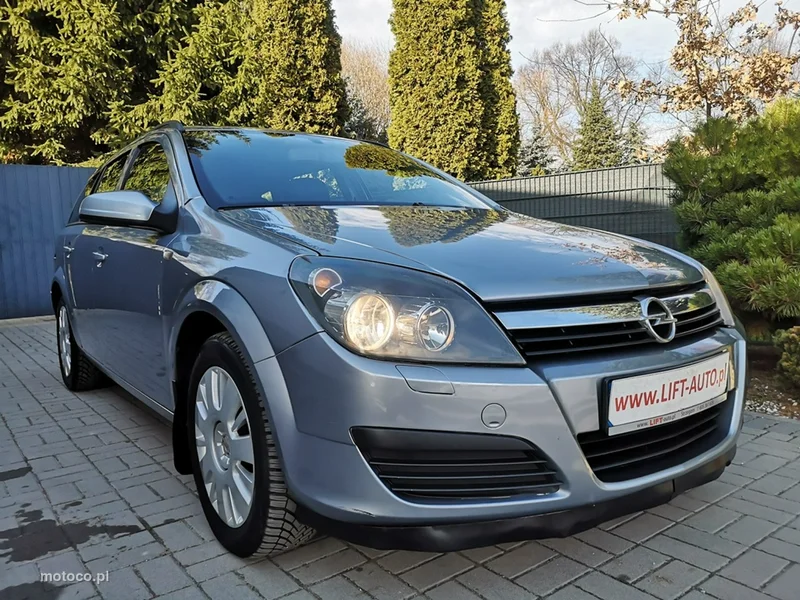 Opel Astra H 3