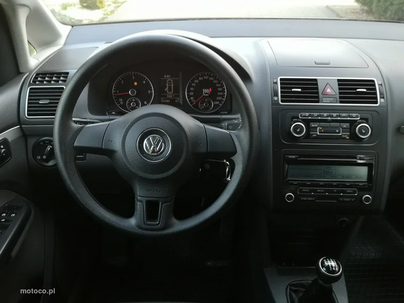 Volkswagen Touran 1T 14