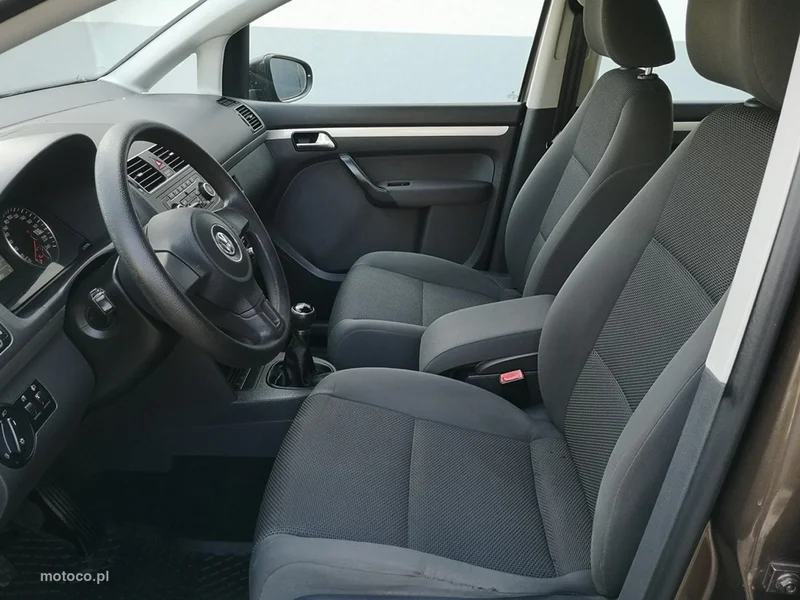 Volkswagen Touran 1T 15