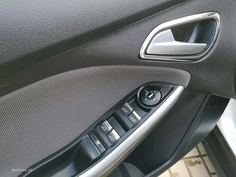 Ford Focus III 11