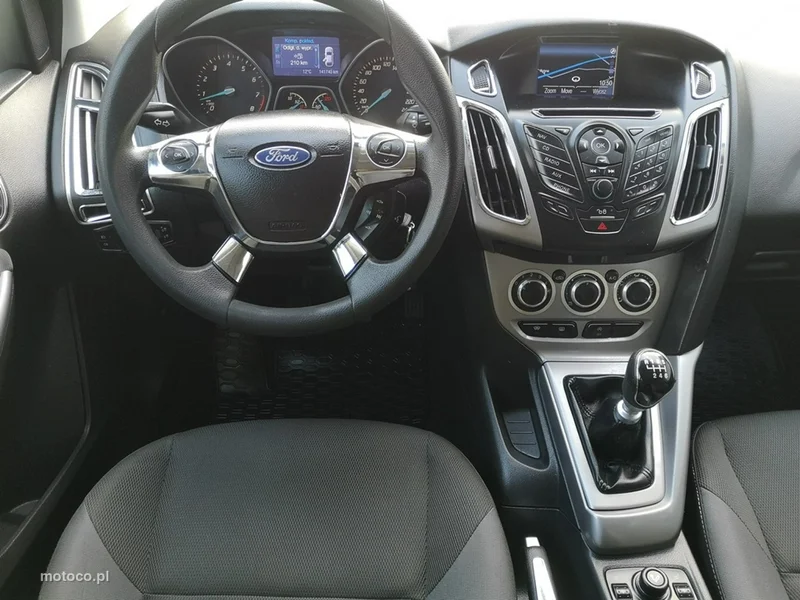 Ford Focus III 16