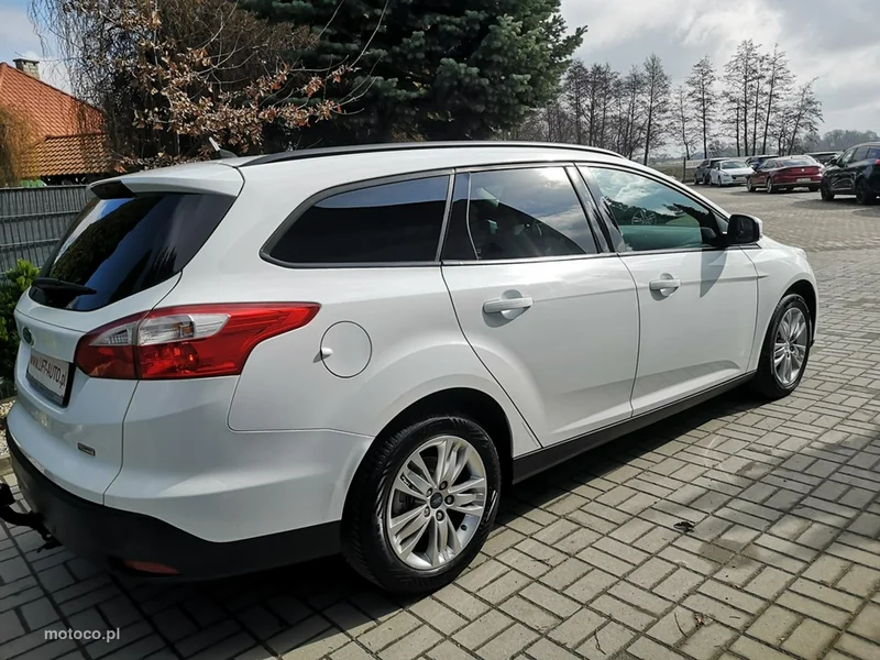 Ford Focus III 5