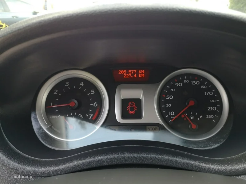 Renault Clio III 13