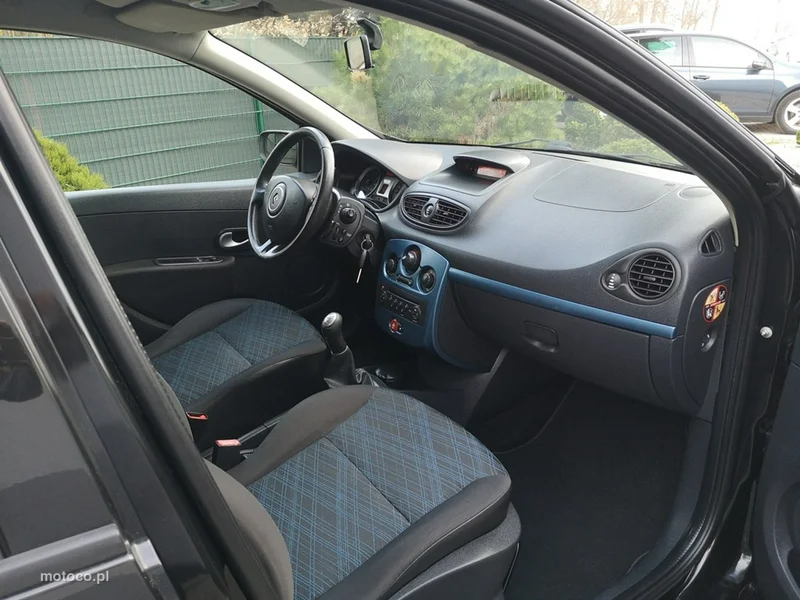 Renault Clio III 19