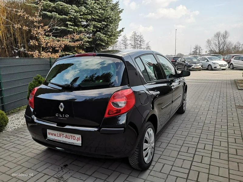 Renault Clio III 6