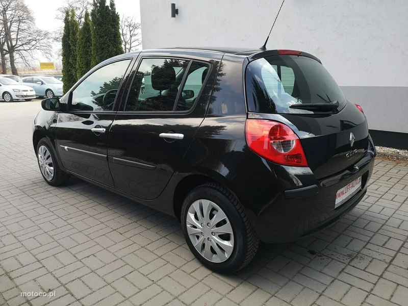 Renault Clio III 9