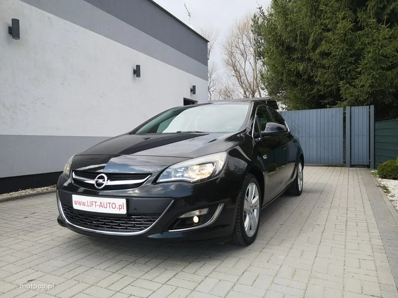 Opel Astra J