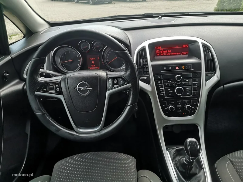 Opel Astra J 15