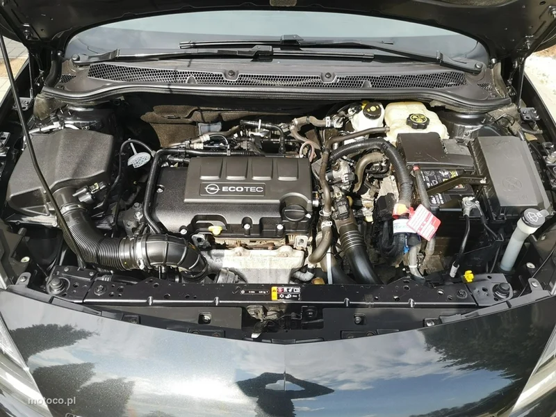 Opel Astra J 22